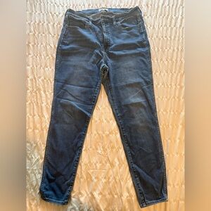 Madewell women’s  Dark Blue Skinny Jeans